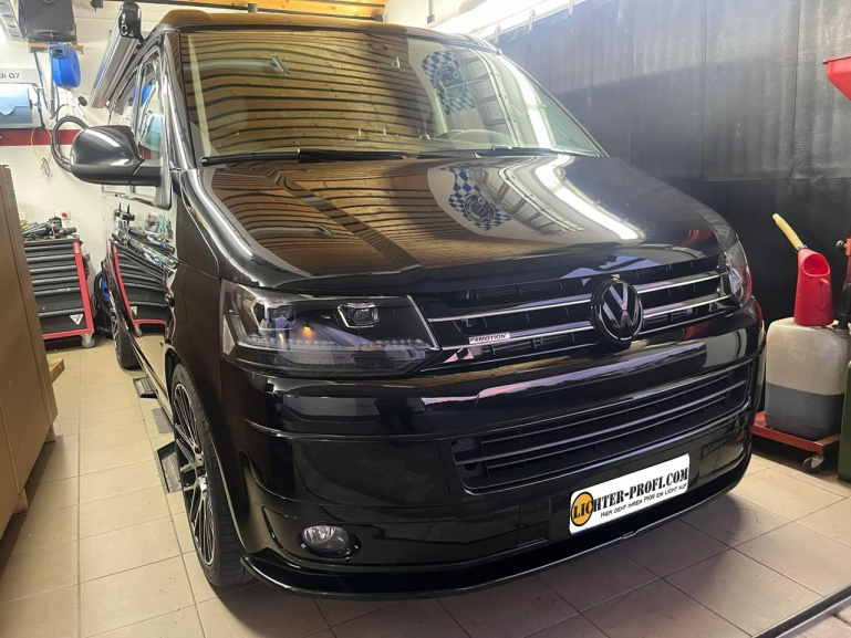 Ugrade Design Voll LED "Specialized" Tagfahrlicht Scheinwerfer für VW T5 GP (Facelift) 10-15 schwarz ohne Dynamik und ohne Welcome-Funktion!